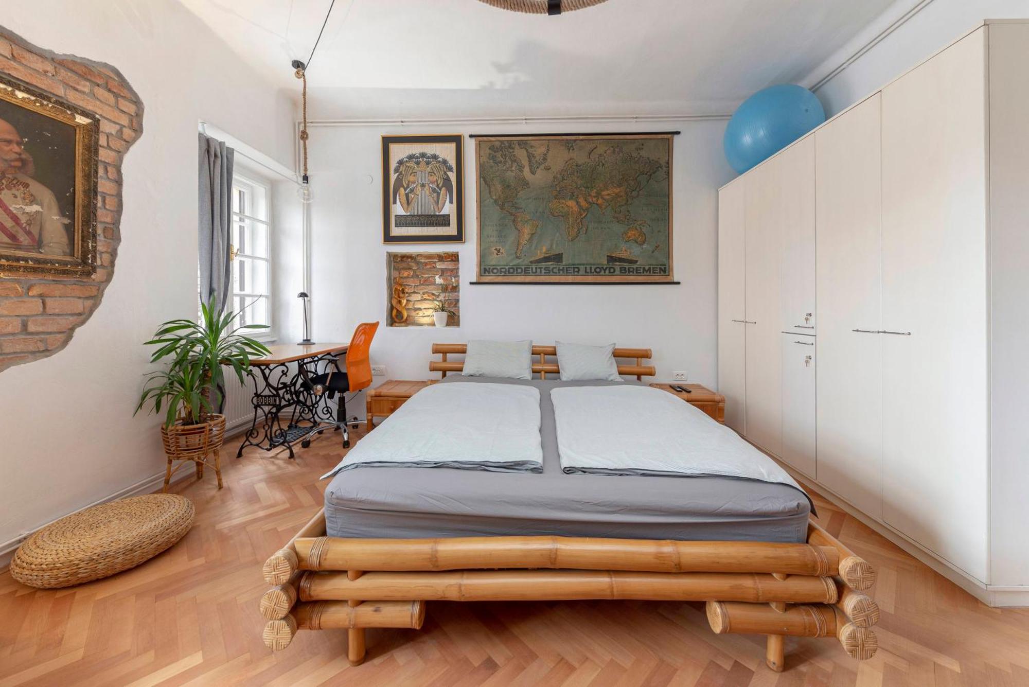 Historical Caserne Apartment Ljubljana Luaran gambar