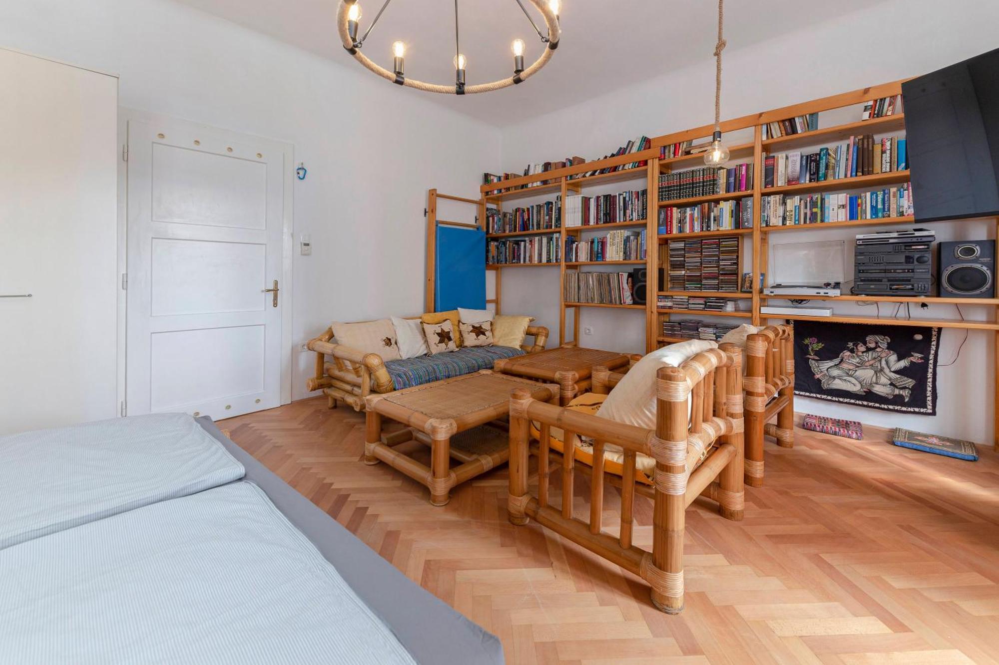 Historical Caserne Apartment Ljubljana Luaran gambar